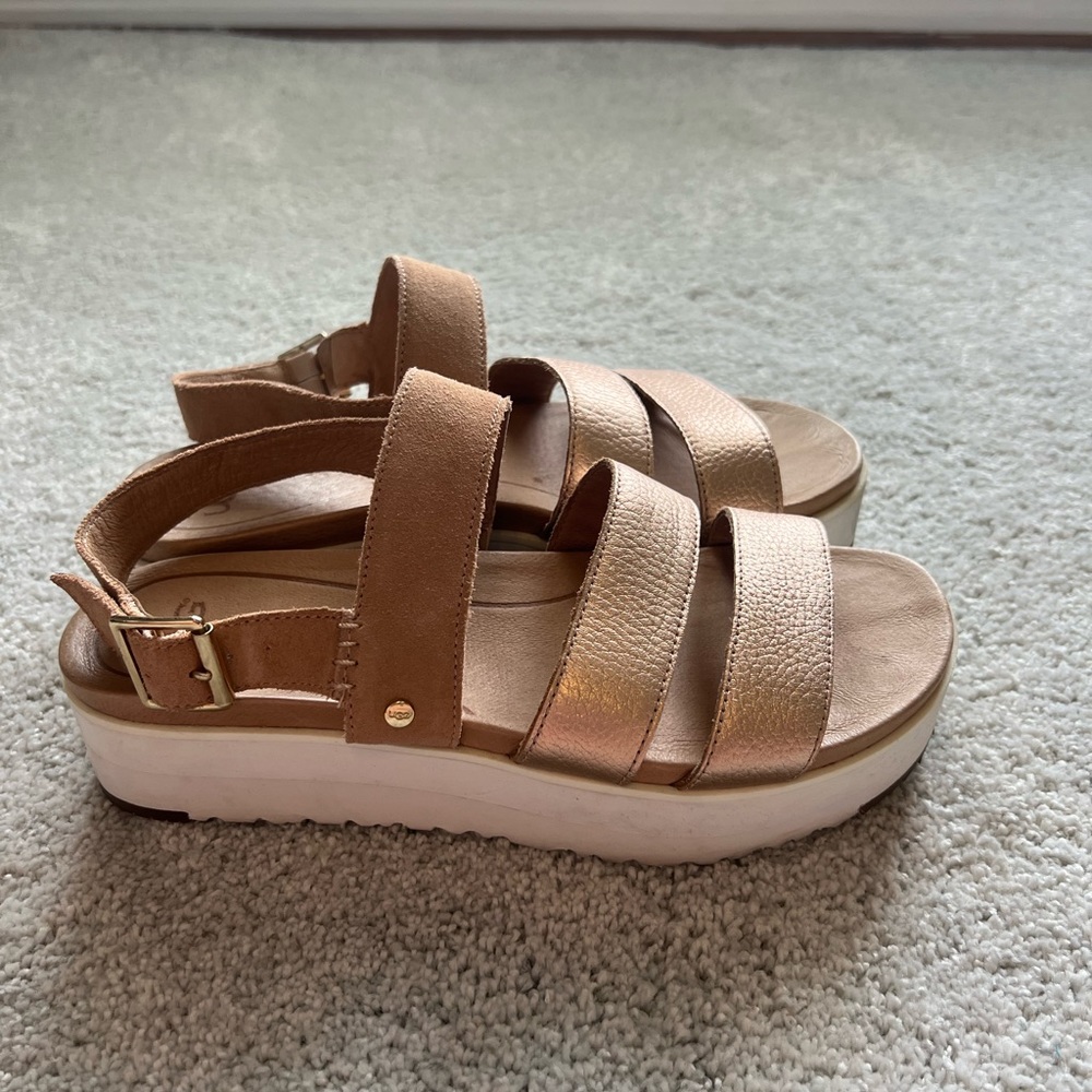 UGG espadrilles